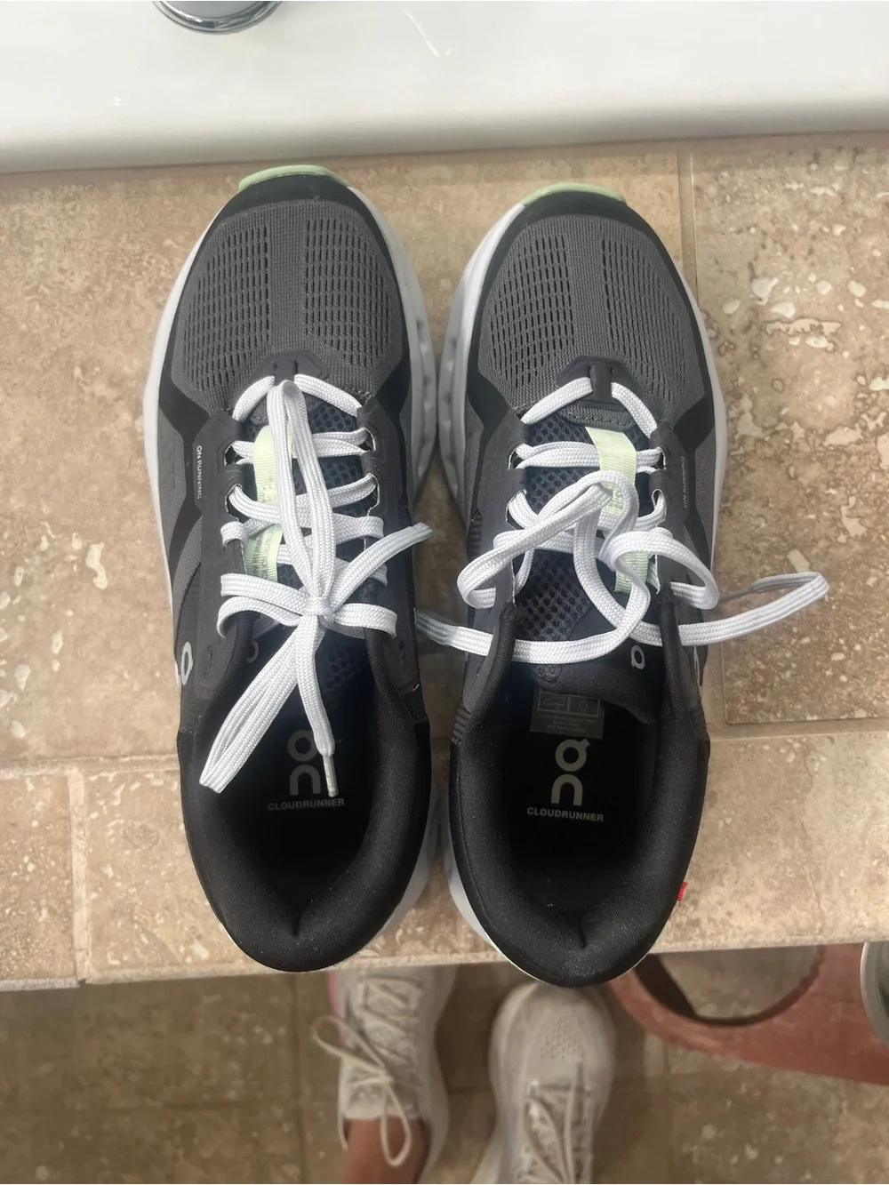 On Running Cloudswift Women's Black with Mint Running Shoes - Picture 3 of 4